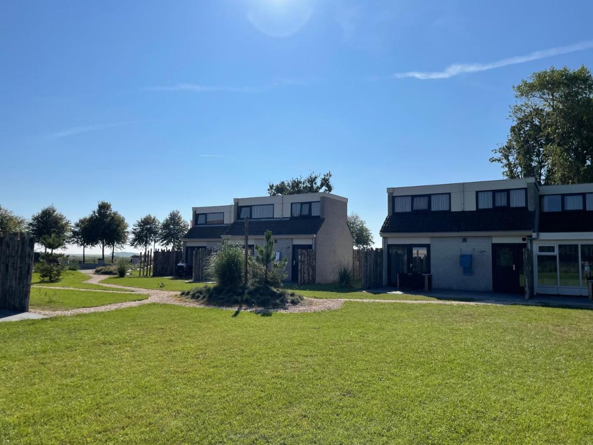 'T Eibernest Villa De Cocksdorp  Exteriör bild