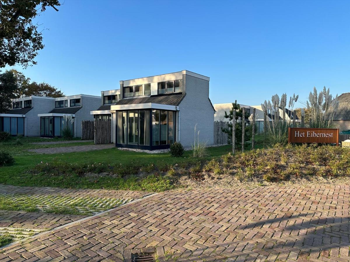 'T Eibernest Villa De Cocksdorp  Exteriör bild