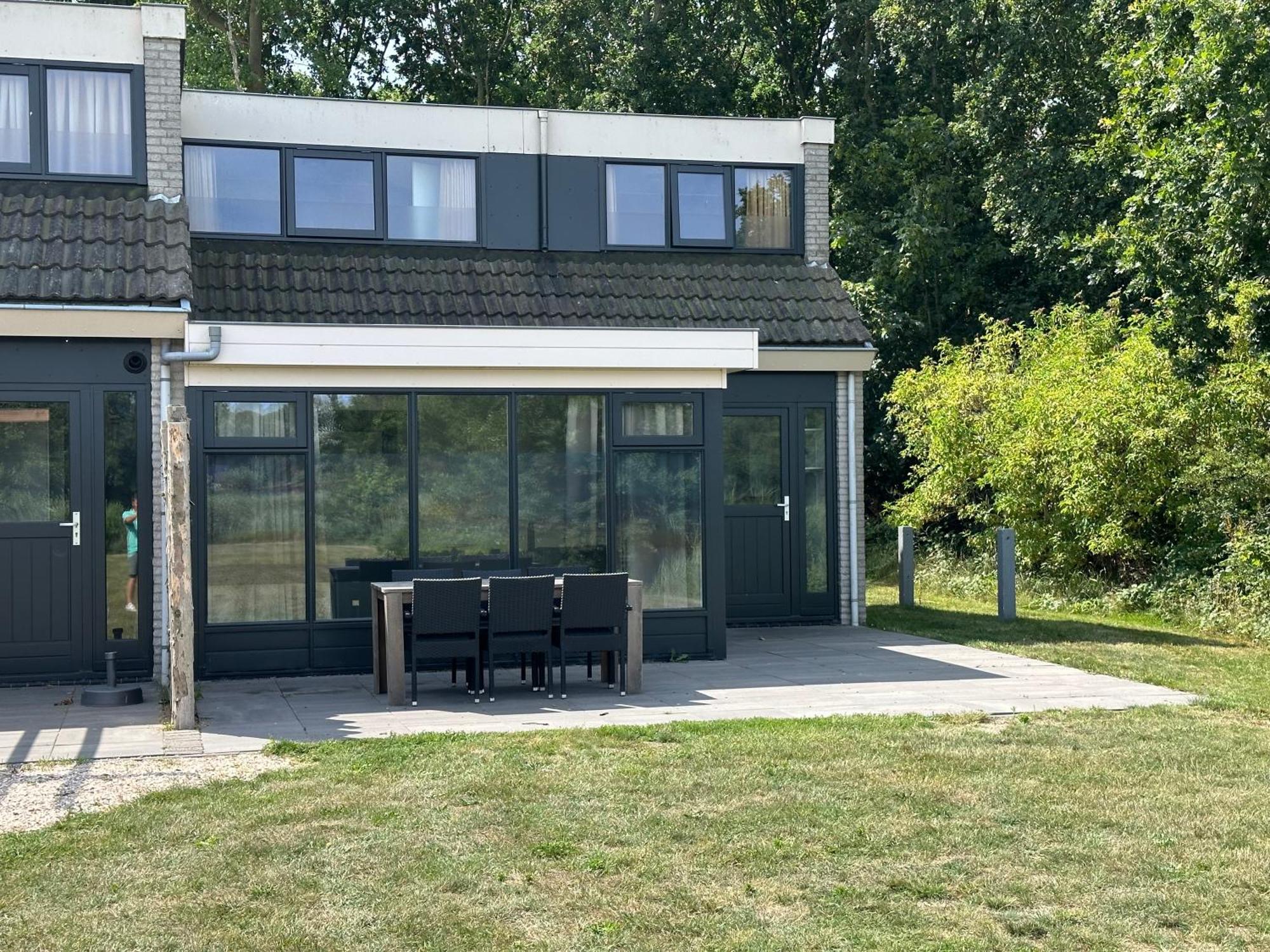 'T Eibernest Villa De Cocksdorp  Exteriör bild